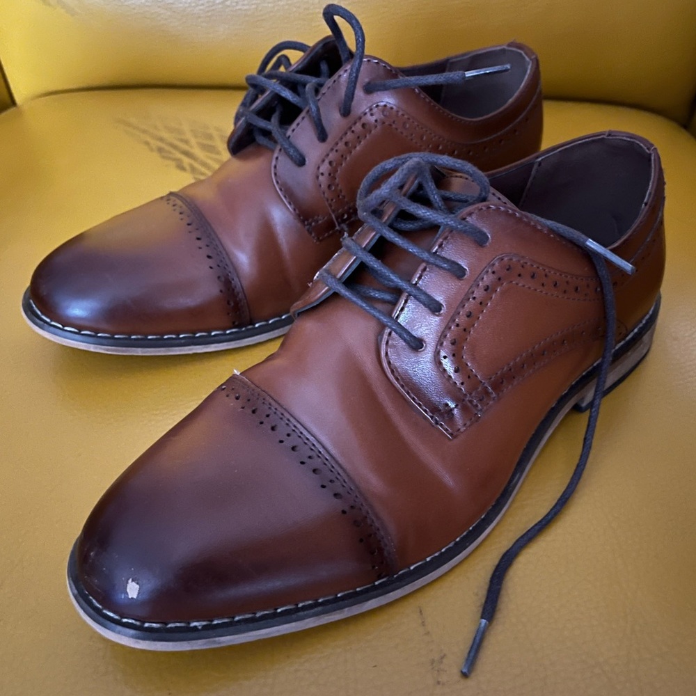 Boy’s Stacy Adams Brown Dress Shoes, Size: 3